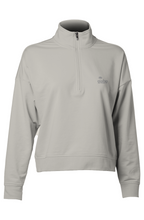 Load image into Gallery viewer, Womens Perform Quarter Zip
